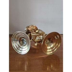 Juego de Portavelas de Latón de Calidad Garantizada, Decoración Metálica Duradera para el Hogar, Diseño Trenzado, Acabado Dorado - Product Image 3