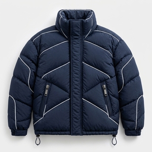 Chaqueta acolchada azul marino para hombre con ribetes reflectantes, cuello alto, cierre completo y aislamiento para invierno y actividades al aire libre. - Product Image 4
