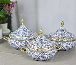 Cacerola de acero inoxidable con tapa para servir comida caliente en cenas familiares y eventos de catering - Product Image 3