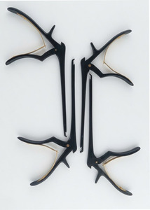ชุดเครื่องมือผ่าตัดกระดูกสันหลังส่วนคอ Kerrison Rongeurs จำนวน 4 ชิ้น สีดำและสีทอง ขนาด 1-4 มม. - Product Image 4