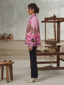 Chaqueta de Tela TNT Rosa Premium con Bordado Floral Multicolor Hecho a Mano para Mujer, Estilo Bohemio, Venta al Por Mayor - Product Image 5