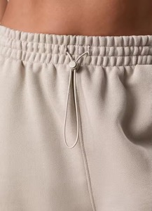 กางเกงวอร์มขายดี สีน้ำตาลวานิลลา สำหรับผู้หญิง ทรงดีไซน์ Bungee ผ้าเทอร์รี่ฟลีซ เนื้อผ้านุ่ม สวมใส่สบาย กางเกงขายาวผู้หญิง - Product Image 4