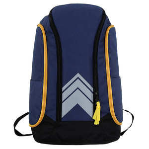 Bolsa de Lona Vintage de Cuero, Perfecta para Deportes, Baile o Viajes Cortos, Compartimento Principal Espacioso con Bolsillos con Cremallera - Product Image 4