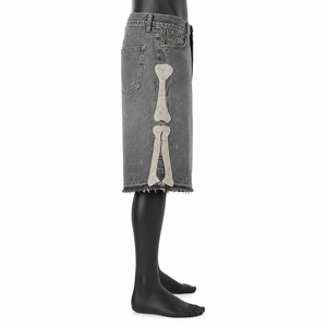 Shorts en jean gris délavé personnalisés pour hommes avec patch squelette, style baggy streetwear, OEM ODM, vente en gros, shorts en jean tendance - Product Image 5