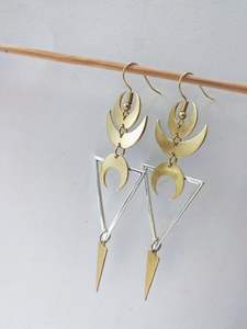 Proveedor indio de pendientes finos hechos a mano, elegantes para mujeres, para uso casual y formal a un precio razonable. - Product Image 3