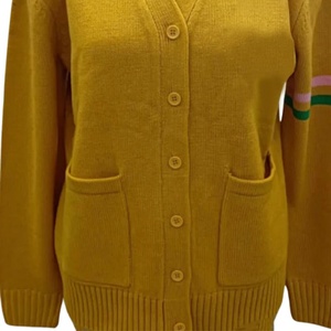Cardigan tricoté pour femmes Philo Sigma Gamma Rho, col en V, manches longues, avec bordure jaune et boutons, pull décontracté uni - Product Image 3