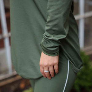 กางเกงจ็อกเกอร์สำหรับออกกำลังกายคุณภาพพรีเมียมรุ่นใหม่ ดีไซน์เรียบง่าย เป็นมิตรต่อสิ่งแวดล้อม แห้งเร็ว ระบายอากาศได้ดี ผลิตจากผ้าโพลีเอสเตอร์/คอตตอนผสม สำหรับผู้หญิง - Product Image 4