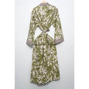 Nouvelle robe kimono en coton imprimé à la main pour femmes avec ceinture, légère, style bohème, idéale pour se détendre ou comme tenue de nuit estivale. - Product Image 5
