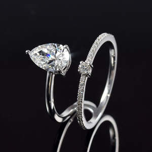 Anillo de Compromiso de Plata de Ley 925 con Circonita Cúbica en Forma de Pera de 1.50 CT, Anillo de Boda con Incrustaciones de Diamantes, Regalo para Mujer - Product Image 4