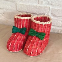 Vente en gros usine : Ornement de Noël en rotin fait main en forme de botte de Père Noël, chaussure de Noël en osier pour décoration suspendue à l'arbre