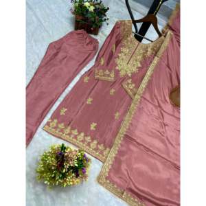 Ensemble de costume fantaisie pour femmes avec broderie, travail de séquence, bordure en dentelle - Product Image 5
