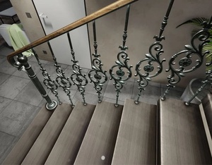 Rampe d'escalier en fer forgé traditionnelle KHP KHP-SRI-03 avec finition résistante à la rouille, montage facile au sol, garantie de 3 ans - Product Image 2