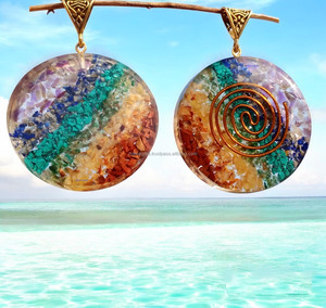 Vente en gros Pendentif Guérison Sept Chakras Agate Naturelle Orgonite Energie Protection EMF Guérison Spirituelle Pendentif Orgone le plus vendu - Product Image 2