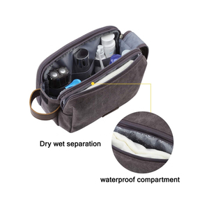 Sac de toilette en cuir rectangulaire minimaliste, sac de rangement portable pour la salle de bain, finition noire brillante - Product Image 5