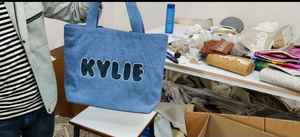 Sac à main fourre-tout pour femme de grande capacité de qualité supérieure de style bohème ouvert avec détails perlés et poignées en bambou à la mode perlées - Product Image 3