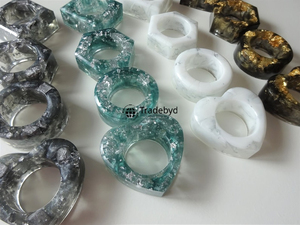 Anneau de serviette de mariage en résine haut de gamme, fait main, classique, écologique, durable, décoration de table par Tradebyd - Product Image 6