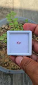 Spinelle rose naturelle facettée de forme ovale, provenant d'origine Mahenge - Product Image 2