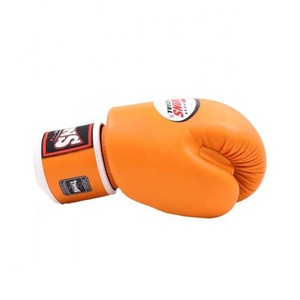 Gants de boxe premium, gants d'entraînement et de sparring, durables, confortables, ajustement parfait, équipement professionnel pour arts martiaux et entraînement en salle de sport. - Product Image 3
