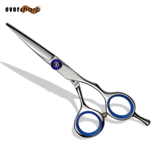 Juego de Tijeras Profesionales para Cabello Lacio para Diestros con Hojas de Acero Inoxidable Japonés Duraderas y Puntas Afiladas - Product Image 1