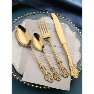 Ensemble de couverts en métal contemporain avec manche ergonomique, fourchette, cuillère et couteau en acier inoxydable de qualité supérieure pour les repas en famille - Product Image 5