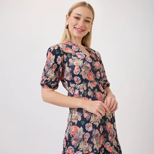 ชุดเดรสลายดอกพิมพ์ลายดอกไม้สไตล์วินเทจ ปักลายอย่างประณีต ระบายอากาศได้ดี ทรงหลวมพอดีตัว ความยาวปานกลาง เหมาะสำหรับงานเลี้ยง ออกงาน หรือใส่ในโอกาสที่เป็นทางการ - Product Image 1