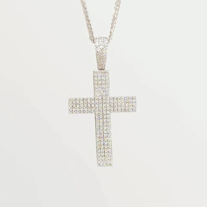 Collar con Colgante de Cruz de Diamantes Redondos Brillantes Cultivados en Laboratorio, Chapado en Oro Blanco, de Lujo para Mujer - Product Image 1