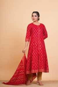 Anarkali Kurta Dupatta pour femme en coton rouge à imprimé floral, longueur mollet, col rond, manches trois-quarts, style ethnique mondial - Product Image 4
