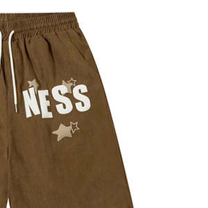 กางเกงขาสั้นผู้ชายพิมพ์ลายโลโก้ 3 มิติแบบพัฟฟ์ สไตล์ซัมเมอร์ซันเฟด ผ้าฝ้าย 100% แต่งดีเทลขาดๆ สำหรับผู้ชาย - Product Image 4