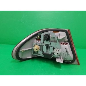 ไฟท้ายมือสอง E-class ด้านขวา A2108200264 - Product Image 2