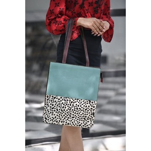 Bolsos de mano de cuero de diseñador para mujer con asa superior, bolsos de hombro de marca famosa para verano e invierno, moda al por mayor - Product Image 1