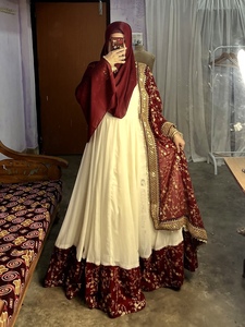 Robe de soirée en mousseline de soie brodée pour femme avec dupatta - Product Image 1