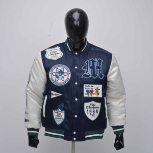 Vestes universitaires pour hommes sur mesure en gros, avec patchs en chenille et broderies, style streetwear - Product Image 1