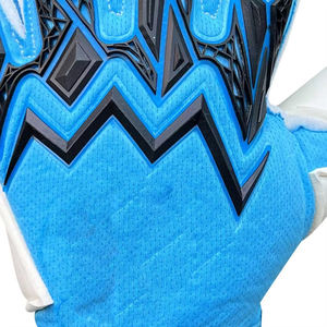 Gants de gardien de but prêts à l'emploi avec paume à haute friction pour une réaction rapide lors du blocage des tirs et un maintien ferme du poignet. - Product Image 4