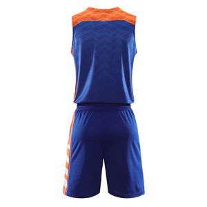 Achetez des vêtements de sport pour hommes, uniforme 2026, impression par sublimation, uniforme de basket-ball fabriqué au Pakistan, vêtements de sport, uniforme de basket-ball - Product Image 2