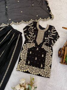Traje Anarkali de Terciopelo de Microalgodón con Bordado Negro, Ropa Tradicional de Boda para Niñas, Largo hasta el Suelo, Estilo Indio-Pakistaní - Product Image 5
