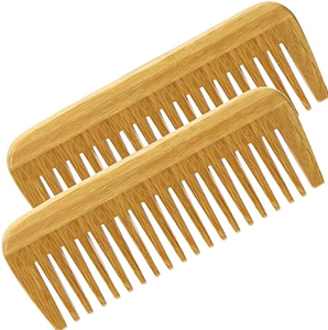 Peigne long en bois à dents fines, conçu pour un soin quotidien des cheveux, disponible à prix de gros. - Product Image 6