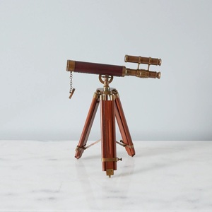 Ornement inspiré du télescope nautique pour les arrangements de décoration nautique, les vitrines marines et les intérieurs côtiers - Product Image 6