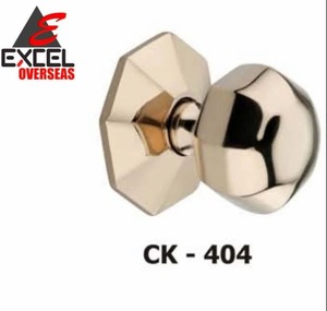 Pomo de latón premium para gabinete, diseño de bola, manija para puerta, instalaciones estándar, precio mayorista - Product Image 2