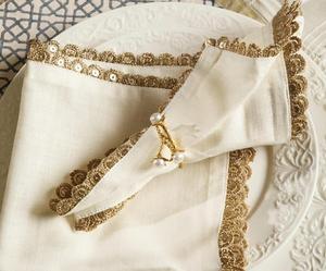 Anneau de serviette vintage en métal doré avec accents de perles pour décorations de table de mariage - Product Image 5