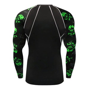 เสื้อรัดรูปแห้งเร็วสำหรับผู้ชาย ป้องกันรังสียูวี เหมาะสำหรับออกกำลังกาย ฟิตเนส วิ่ง เล่นเซิร์ฟ และกีฬากลางแจ้ง - Product Image 4