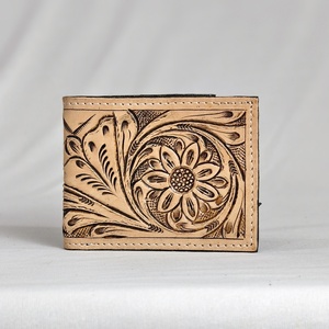 Nueva Cartera Bifold de Cuero Genuino para Hombre, Diseño Walla con Grabado Floral Geométrico, Hecha a Mano, 100% Cuero, Éxito de Ventas - Product Image 2
