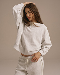 Conjunto Deportivo Casual de Sudadera con Cuello Redondo y Pantalones Anchos para Mujer, Personalizado OEM, Ropa Deportiva de Primera Calidad - Product Image 3