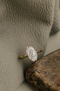 Anillo de Compromiso con Diamante Corte Marquesa de 3CT, Chapado en Oro de 18K, Certificado IGI, Anillo de Promesa, Anillo de Aniversario, Anillo Solitario Vintage para Ella - Product Image 6