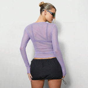 T-shirt en maille respirant à manches longues brodé uni pour femme, coupe ajustée décontractée en polyester avec logo, idéal pour l'été - Product Image 2