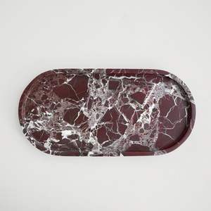 Plateau de service moderne en marbre avec bords surélevés pour un transport sûr des boissons, des cocktails et des apéritifs lors de fêtes - Product Image 5