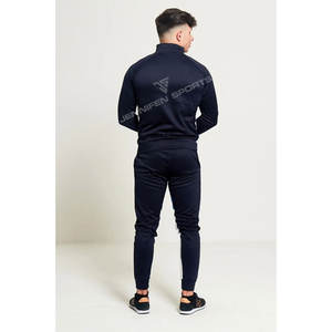 Fabricants de vêtements streetwear personnalisés, survêtement en polyester imperméable uni, léger, unisexe, impression par transfert par sublimation, jogging pour homme - Product Image 5