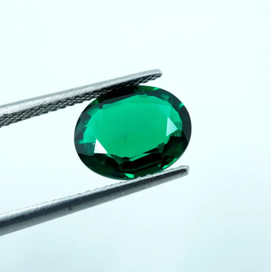 พลอยมรกตแซมเบียสีเขียวทรงรีเจียระไนจาก HAYAAT GEMS พร้อมคุณสมบัติเปลี่ยนสี (2.10 กะรัต 10x8x3.5 มม.) สำหรับทำเครื่องประดับ - Product Image 4