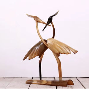 Artículo Decorativo de Cuerno de Aves, Hecho a Mano, de Alta Calidad y Elegante, para Decoración del Hogar y Exhibición en Mesa, a Precio de Mayoreo - Product Image 1