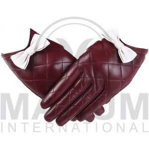 customized Logo leather Dressing Gloves Customized Design Comfortable Dressing Gloves for women - Product Image 4