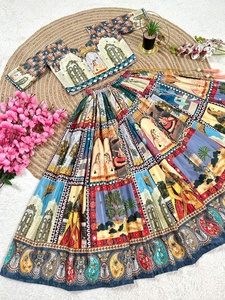 Ensemble jupe et haut traditionnel indien pakistanais pour filles, en organza imprimé, coupe ample, longueur au sol, idéal pour Diwali - Product Image 3